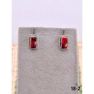 Pendientes de Plata de Ley con Dalia Rosa del Suroeste y Engaste de Bisel, Diseño Floral - Product Image 2
