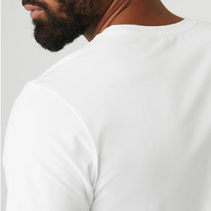 Crew Fitness Men's Summer Henley Tees Cómodas camisetas casuales de manga corta con botones sólidos 200 de punto para Casual for Look - Product Image 3