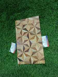 Tabla de Cortar Redonda de Madera con Incrustaciones de Resina de Lujo, Tabla de Cortar Hecha a Mano para Uso en la Cocina, Exhibición a Precios de Mayoreo Accesibles - Product Image 4