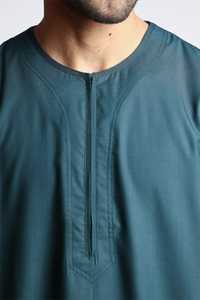 OEM 2025 Vêtements islamiques arabes de haute qualité Dubaï Thawb Jubba pour hommes à manches courtes Thobes ethniques Couleur unie Thobe musulman pour hommes - Product Image 3