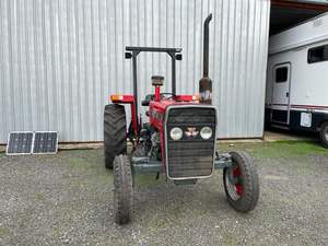 Tracteur agricole Massey Ferguson 240, puissance nominale de 90 ch pour utilisation agricole - Product Image 4