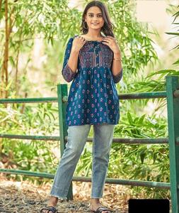 Tops cortos con estampado de Kurtis de rayón étnico para mujeres paquistaníes indias, cuello elegante para ropa regular de oficina, ropa de estilo indio para - Product Image 1
