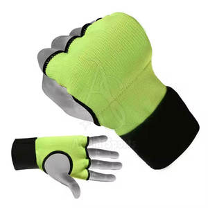 Gants intérieurs élastiques Secure Fit pour l'entraînement de boxe et MMA Gants de sport de protection des articulations - Product Image 4