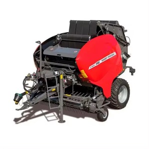Empacadora Cuadrada Verde con Rodillo Negro y Protectores Laterales Rojos, Maquinaria Agrícola de Alta Productividad - Product Image 5