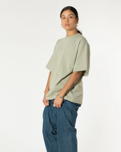 Camiseta 100% algodón Camiseta 240 GSM Camiseta de punto en blanco con patrón de letras Material de poliéster/algodón - Product Image 6