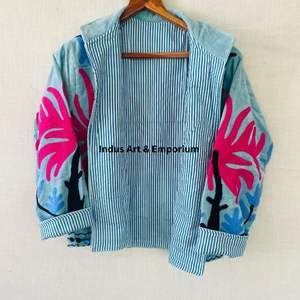 Veste en coton Suzani faite à la main en Inde, veste courte brodée à la main, veste unisexe, veste courte Suzani faite à la main - Product Image 5