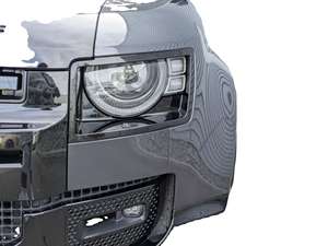 SUV Todoterreno de Lujo Usado 2024, Estilo Defender, Alto Rendimiento, en Buenas Condiciones, con Pago por Accidentes - Product Image 2