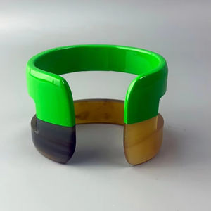 กำไลแตรสำหรับผู้หญิงคุณภาพสูงดีไซน์สวยกระดุมข้อมือเพชรและคลิปเน็คไทสำหรับงานปาร์ตี้และของขวัญริมชายฝั่งระดับต่ำด้วยงานฝีมือ HF - Product Image 1