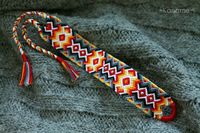 Bracelets tissés traditionnels de style disponibles aux prix les plus compétitifs