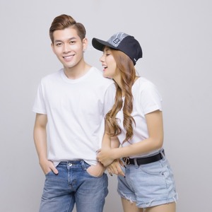 เสื้อยืดคอกลมสำหรับผู้ชายผ้าคอตตอน100% ใส่สบายทนทานน้ำหนักเบา150gsm สีล้วนพิมพ์ลายต้านเชื้อแบคทีเรียสไตล์ลำลอง - Product Image 4