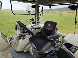 Massey Ferguson MF 8727 Dyna-VT Exclusivo MF BEAR - Product Image 5