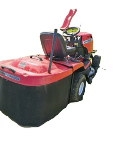 Muy alto valor Massey Ferguson paseo en tractor cortacésped - Product Image 6