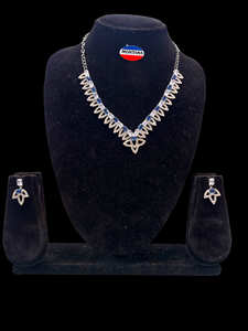 Collier boucles d'oreilles vintage en acier inoxydable émeraude à la mode ensemble de bijoux pour femmes en cuivre couleur argent pour les fiançailles - Product Image 2