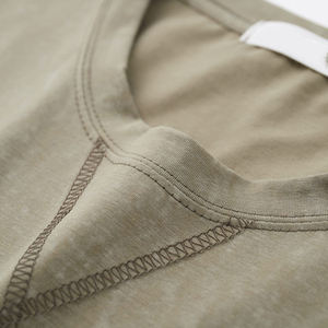 เสื้อยืดแขนยาวผ้าซักกรดสำหรับผู้ชายเสื้อยืดผ้าฝ้าย100% ลายทางสีทึบและโพลีเอสเตอร์เพื่อให้ดูทันสมัย - Product Image 5