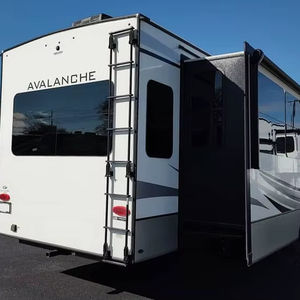 Roulotte de camping en aluminium Keystone A-v-a-l-a-n-c-h-e 372MB d'occasion 2022 pour l'extérieur - Product Image 1