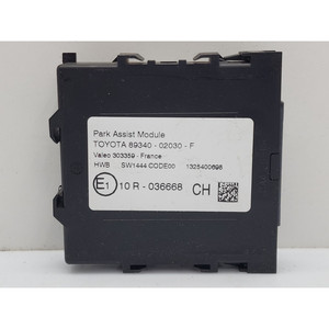 UNIDAD DE CONTROL DE SENSOR DE ESTACIONAMIENTO TOYOTA Auris Series (E180) 8934002030F 2ZRFXE (12>18) - Product Image 1