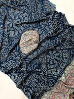 Nuevo sari AJRAKH de satén de seda pura, crepé de seda pura, sari Ajrakh con estampado tradicional hecho a mano.