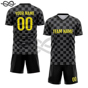 Cadeau de meilleur joueur personnalisé maillot de football pour hommes maillot de football vintage de la rue des jeunes impression par sublimation vêtements de football de style américain - Product Image 2
