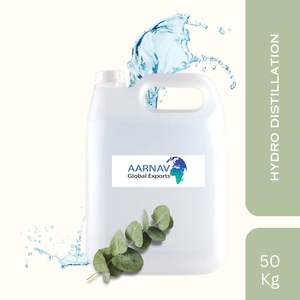 Hydrolat d'eucalyptus certifié GMP du fabricant, sous forme liquide, fabriqué à partir de feuilles séchées par distillation à la vapeur - Product Image 3