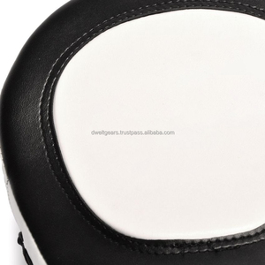 Durable Boxing Focus Pads Cowhide Leather Mitts Punching Pads Gym Training Equipment <b>Comfortable</b> Custom Logo Wholesale - Product Image 3