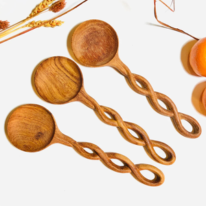 Ensemble de 2 cuillères à salade en bois fabriquées à la main, ustensile naturel poli miroir pour des repas sains pour les fêtes - Product Image 6