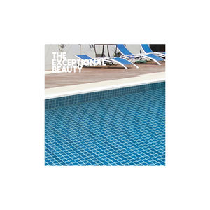 2024 Mosaicos pintados a mano personalizados Azulejos de vidrio antideslizantes para piscina con patrón de diseño Proveedor líder - Product Image 5