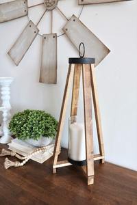 Candelero de madera cónico hecho a mano moderno con impresión personalizable - Product Image 3