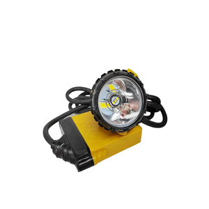 Lámpara de tapa de minería de <span class=keywords><strong>10400</strong></span> mAh, faro con cable de 3W, brillo de 25000lux, <span class=keywords><strong>15</strong></span> horas de tiempo de trabajo, copa de iluminación de aluminio - Product Image 1