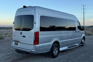 Mercedes-Benz Sprinter 3500 Plus 2019 Usado en Buen Estado, Sin Accidentes, Volante a la Izquierda/Derecha - Product Image 3