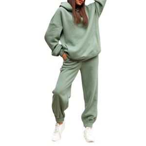 Chándal de alta calidad 2025, venta al por mayor, chándales de algodón de Invierno para mujer, chándal de cantidad a granel de bajo precio - Product Image 1