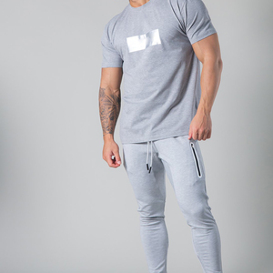 Camiseta de entrenamiento deportivo ajustada de alta calidad OEM para hombre, camiseta de gimnasio de compresión de fitness de secado rápido, camiseta teñida lisa con mangas cortas - Product Image 6