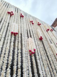 Auténtico Fondo de Flores de Jazmín con Peonías, Flor de Nikha, Mangalasnanam del Sur de la India, Fondo de Langavoni, Decoración de Estilo Americano - Product Image 2