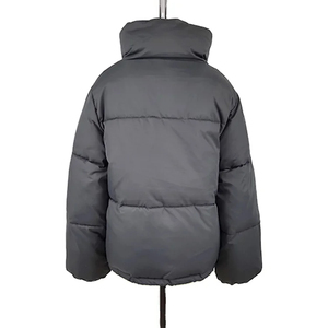 Veste matelassée de haute qualité pour femmes vente en gros de vêtements de rue à bas prix avec doublure en coton doublure en nylon veste matelassée Pakistan - Product Image 2