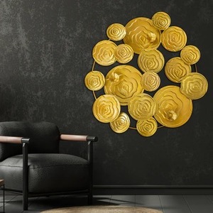 Art mural en métal floral élégant pour une décoration intérieure élégante avec un design de fleurs modernes et un accent luxueux pour le salon - Product Image 4