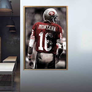 Tableau mural en toile Joe Montana : Impression décorative de football personnalisée, toile encadrée dorée - Product Image 1