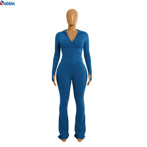 Nuevo Conjunto Deportivo Rojo para Mujer Talla Grande, Sudadera con Capucha y Cremallera Personalizable, Pantalones Acampanados, Estilo Hip Hop - Product Image 4