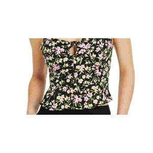 Camicetta in chiffon stampata floreale da donna Bar III, top corto con schiena arricciata e logo ricamato, taglia unica (XL) nera per l'ufficio - Product Image 3