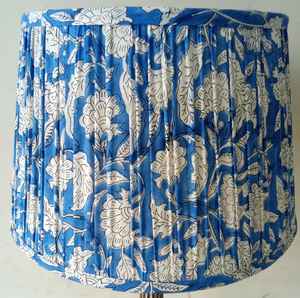 Abat-jour en coton doux moderne conçu sur mesure pour l'éclairage de la maison et du bureau en tissu imprimé en bloc Ikat - Product Image 2