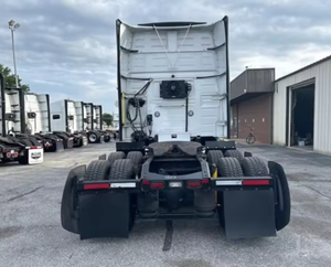 EL MEJOR!! Camión con Cabina Dormitorio VOL_VO VNL64T760 USADO, Años 2020, 2021, 2022, 2024 - Product Image 3