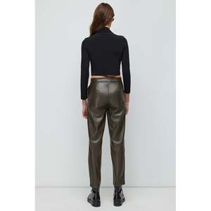 Pantalon large effet cuir avec taille à nouer - Product Image 5