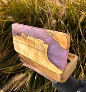Caja de Joyería de Resina Natural Ecológica Hecha a Mano con Diseño Rústico, Incrustaciones de Resina Epoxi, Recuerdo, Regalo de Navidad para Él o Ella - Product Image 1