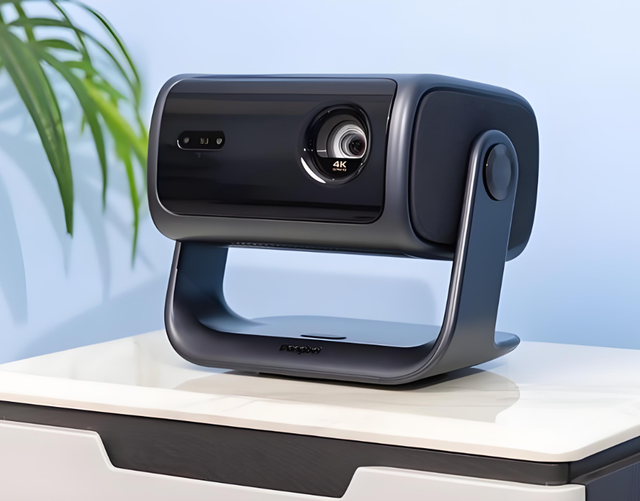 Dangbei F7 Pro 4K Three-Color Laser Smart Home Projector Hot Sell 3600 CVIA Lumens 1.2:1 Throw Ratio 4G+64G+ Long Throw