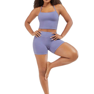 Pantalones cortos de yoga sólidos con estampado personalizado para mujer Logotipo OEM Tejido elástico transpirable de cuatro vías Cintura alta Perfecto para ropa de gimnasio - Product Image 1