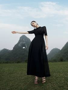 Vestido elegante de triacetato transparente a buen precio para mujer Vestido largo con forma acampanada Vestido MIDI con detalle de círculo RIA más vendido - Product Image 5