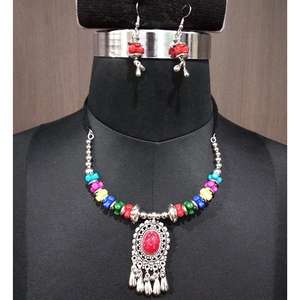 Jeweljunk, conjunto de collar Navratri con cuentas multicolores chapadas en rodio 1112859B, joyería de moda para mujer - Product Image 1