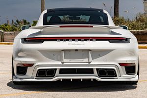 911 Turbo S Coupé 2023, entièrement inspecté, 4 000 miles, 640 ch, moteur à six cylindres en ligne biturbo, transmission intégrale, freins en céramique carbone, OEM DIY, garantie de 2 ans - Product Image 4