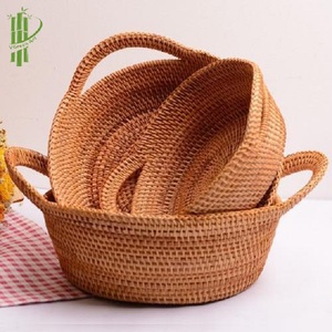 Plateau en rotin rond de haute qualité avec poignée assiette de fruits panier en rotin pour le stockage - Product Image 4