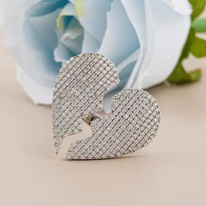 2024 nuevo diseñador elaborado en plata de ley 925 corte corazón Leb Grown Diamond Solitaire Ring para mujeres con claridad Vvs - Product Image 1