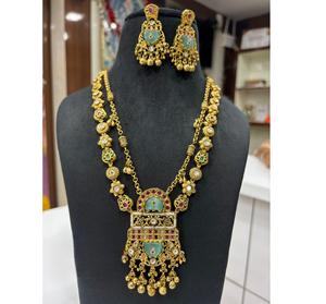 Conjunto de Collar y Aretes de Moda con Baño de Oro de Alta Calidad, Estilo Tradicional, para Bodas, Colección para Mujer - Product Image 1