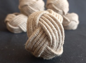 Porte-serviettes en rotin simple pour la mise en place quotidienne de la table à manger et la décoration de la cuisine à domicile avec un style naturel tissé à la main en provenance d'Inde - Product Image 5